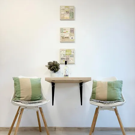 Sweet Tiny House-central Апартамент